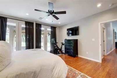 2604 N Shields Drive, Austin, TX 78727 - Photo 17