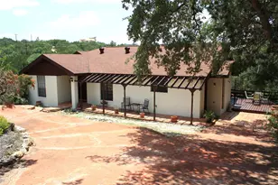 1004 Daviot Dr, Briarcliff, TX 78669 - Photo 1