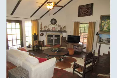 1004 Daviot Drive, Briarcliff, TX 78669 - Photo 13