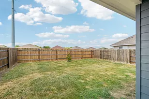 129 Trailstone Dr, Bastrop, TX 78602 - Photo 35