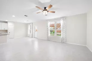 263 Beechnut Dr, Buda, TX 78610 - Photo 5