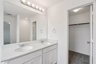 240 Line of Fire Way, Jarrell, TX 76537 - Photo 23