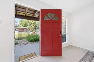 5601 Woodrow Ave, Austin, TX 78756 - Photo 21