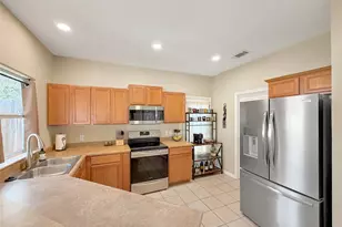 1660 Westview Ct Dr, Canyon Lake, TX 78133 - Photo 9