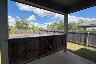 18316 Great Falls Dr, Manor, TX 78653 - Photo 9