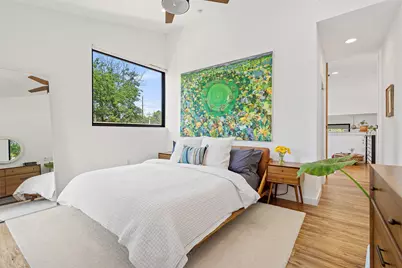 1909 E 9th Street, Austin, TX 78702 - Photo 11