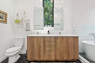 1909 E 9th Street, Austin, TX 78702 - Photo 13