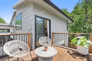 1909 E 9th St, Austin, TX 78702 - Photo 25