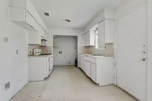 6207 Adalee Ave, Austin, TX 78723 - Photo 13