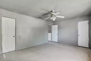 6207 Adalee Ave, Austin, TX 78723 - Photo 17