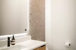 404 Krebs Ln, Austin, TX 78704 - Photo 25