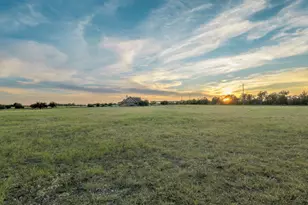 901 County Rd 250, Georgetown, TX 78633 - Photo 13