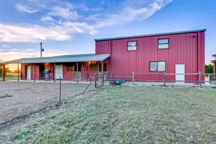 901 County Rd 250, Georgetown, TX 78633 - Photo 11