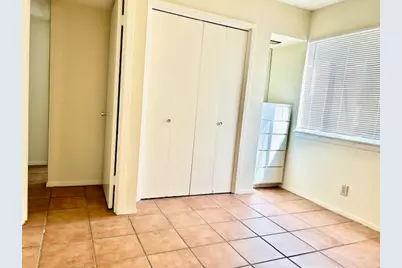 2612 Salado St Street #109, Austin, TX 78705 - Photo 9