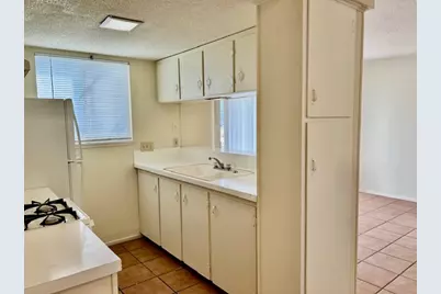 2612 Salado St Street #109, Austin, TX 78705 - Photo 5