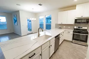 211 Summit Dr, Lockhart, TX 78644 - Photo 17