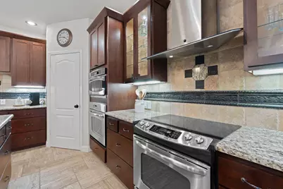 409 Explorer, Lakeway, TX 78734 - Photo 13