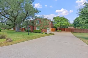 409 Explorer, Lakeway, TX 78734 - Photo 5