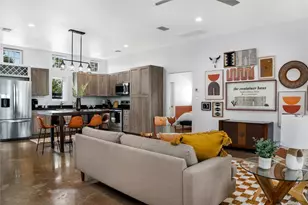 849 W Live Oak St, Fredericksburg, TX 78624 - Photo 7