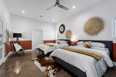 849 W Live Oak Street, Fredericksburg, TX 78624 - Photo 9