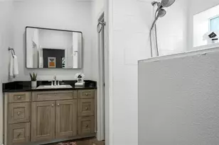 849 W Live Oak St, Fredericksburg, TX 78624 - Photo 21