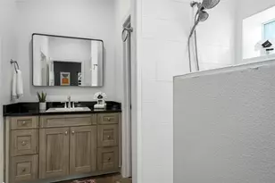 849 W Live Oak St, Fredericksburg, TX 78624 - Photo 21