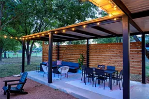 849 W Live Oak St, Fredericksburg, TX 78624 - Photo 27