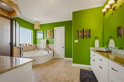 8 Loggerhead, Hitchcock, TX 77563 - Photo 9