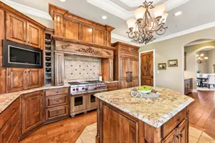 259 Chimney Cove Dr, Marble Falls, TX 78654 - Photo 7