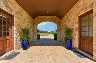 259 Chimney Cove Dr, Marble Falls, TX 78654 - Photo 3