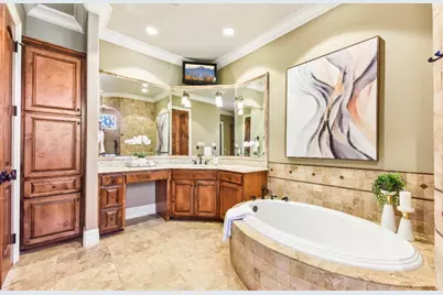 259 Chimney Cove Drive, Marble Falls, TX 78654 - Photo 19