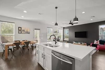 5160 N A W Grimes Boulevard #125, Round Rock, TX 78665 - Photo 9