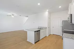 317 Carmel Cyn Trl, Jarrell, TX 76537 - Photo 5