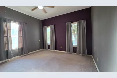 401 N Pecan Street, Moulton, TX 77975 - Photo 9