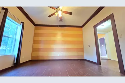 401 N Pecan Street, Moulton, TX 77975 - Photo 5