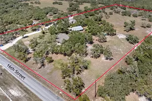 1522-1524 Sixteenth St, Rockport, TX 78382 - Photo 3