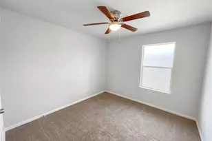 1516 Gatlinburg Dr, Pflugerville, TX 78660 - Photo 11