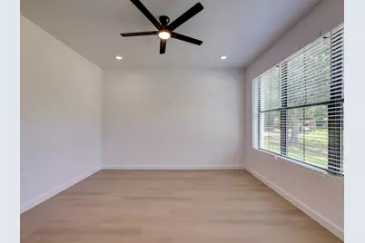 230 Brown St #A, Elgin, TX 78621 - Photo 3