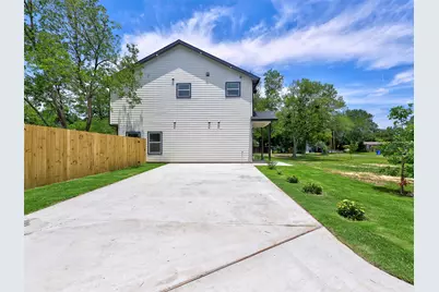 230 Brown St #A, Elgin, TX 78621 - Photo 25