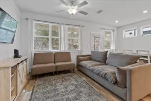 7103 Terrazzo Cottage Ln, Austin, TX 78744 - Photo 7