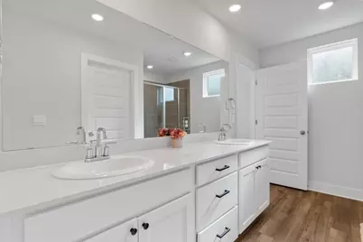 7103 Terrazzo Cottage Lane #33, Austin, TX 78744 - Photo 17