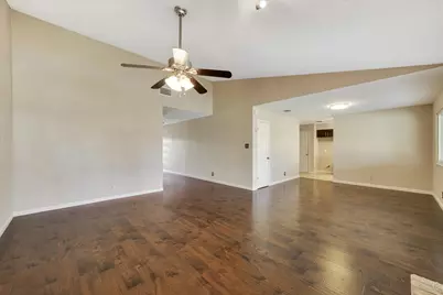 1467 S Meadows Drive, Austin, TX 78758 - Photo 3