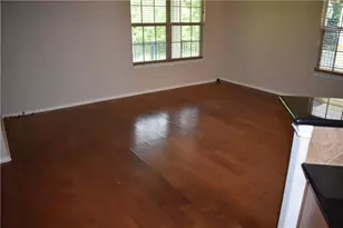 1310 W Parmer Ln, Austin, TX 78727 - Photo 9