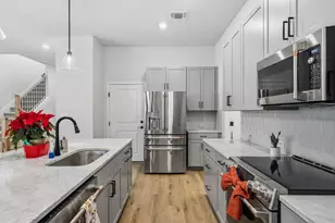 120 Monterey Oak Trl, Georgetown, TX 78628 - Photo 11