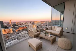 313 W 17th St, Austin, TX 78701 - Photo 11