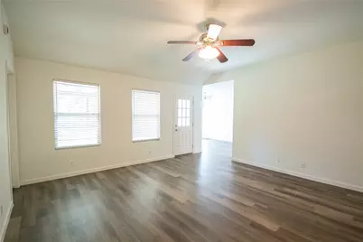 200 Quail Circle, Hutto, TX 78634 - Photo 13