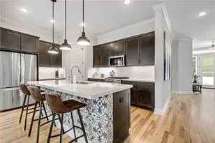 915 E 49th St, Austin, TX 78751 - Photo 9