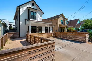 3012 Neal St, Austin, TX 78702 - Photo 39