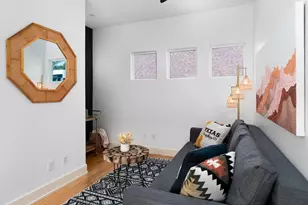 3012 Neal St, Austin, TX 78702 - Photo 15