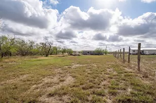 114 Blue Quail St, Dale, TX 78616 - Photo 25